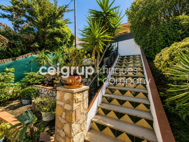 Foto 4d296a00-e61c-4748-b910-55f73d345a68. Chalet with heating parking in Port de la Selva (El)