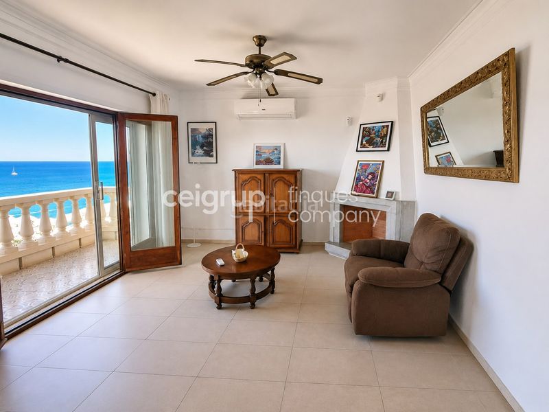 Foto ce64e0ad-ae49-4ee0-bc73-f0e74ec17894. Chalet with heating parking in Port de la Selva (El)