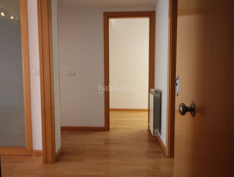 Foto dad633e0-4914-4446-b7f9-4d2df7f5bed9. Dúplex piso en Poble Nou-Olivar Gran Figueres