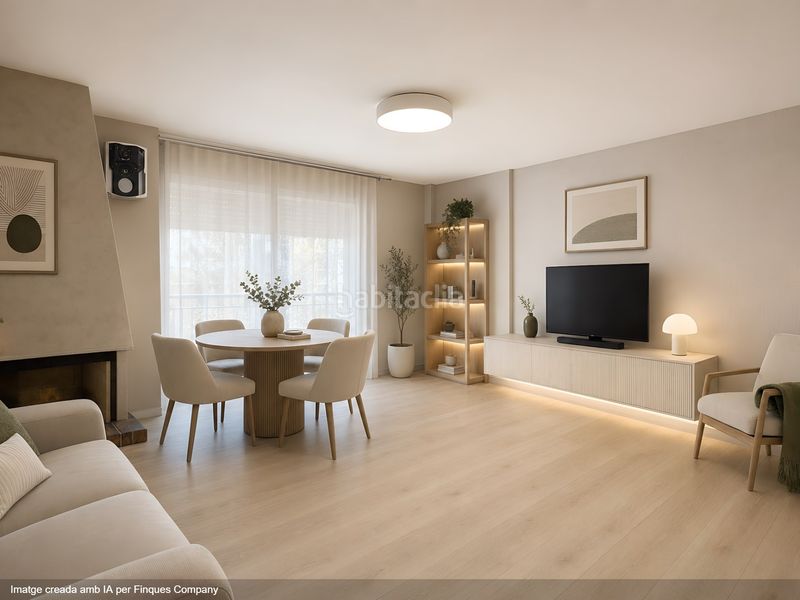 Foto 97ca1759-31cb-46bf-afe2-3fe98fa5345b. Pis a Centre Roses