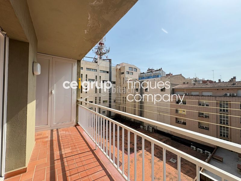 Foto 8d003143-0fde-48f0-903e-08122fe9fa42. Rent flat with heating in Eixample Nord Girona