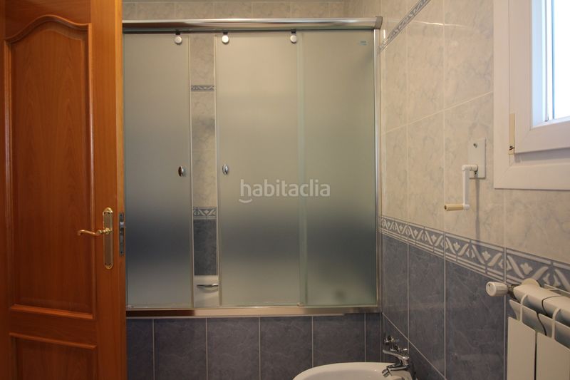 Foto f71a308a-3765-4538-a2cc-e9dd517219fe. Chalet casa chalet en Vilatenim Figueres