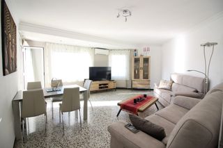 Flat in Centre. Piso