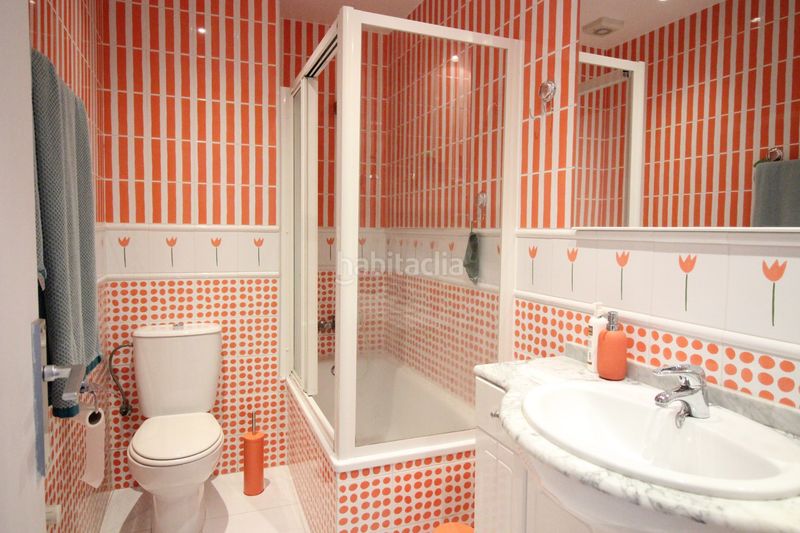 Foto a1474a69-0631-4b69-b556-2bb63cdf0f98. Piso  en Centre Roses