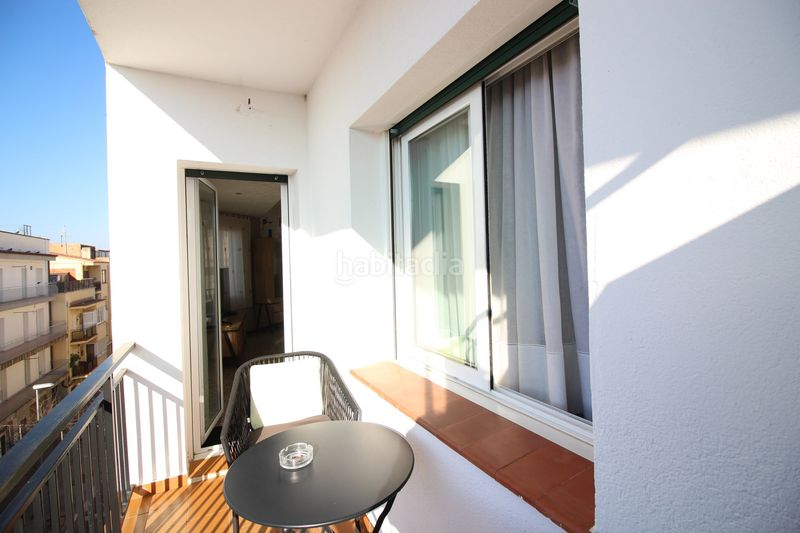 Foto a86d7d73-2565-40c7-932c-7a6a208ceb5c. Piso  en Centre Roses