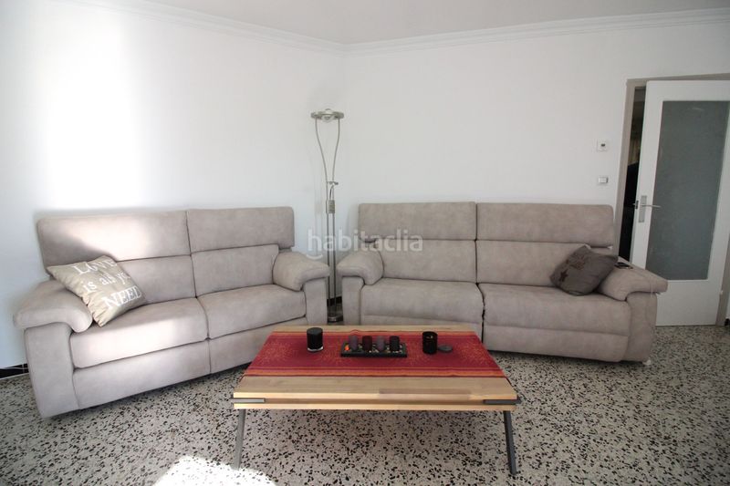 Foto a92b90cd-ccec-4c16-a081-5302f3becf1e. Piso  en Centre Roses