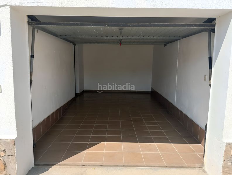 Foto e00ee913-d561-44de-a771-2f6a2f80820d. Pis amb calefacció aparcament a El Port Llançà