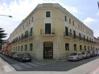 Lloguer Aparcament cotxe a Centre. Aparcamiento