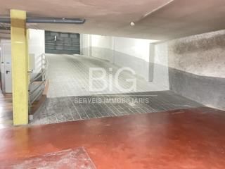 Aparcament cotxe  Calle torrijos. Parking de fácil acceso en venta