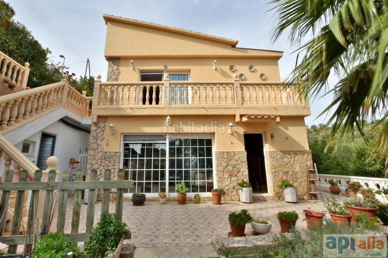 Foto 428a33ae-9961-4093-8ca6-9e4ea4d274b7. Casa amb calefacció aparcament piscina a Can Carreras - Montessol Pineda de Mar