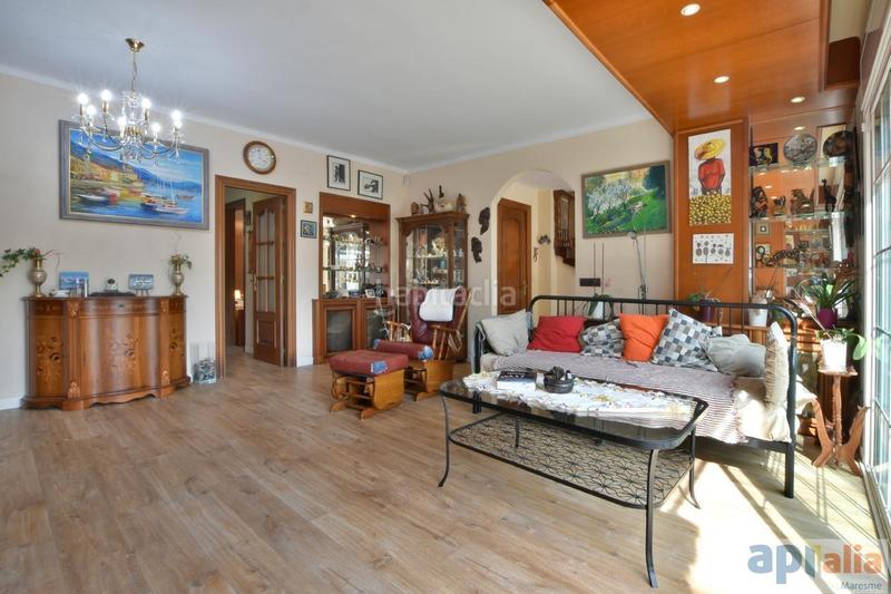 Foto ab8bad37-c307-4393-9df6-17f9836f571a. Casa amb calefacció aparcament piscina a Can Carreras - Montessol Pineda de Mar