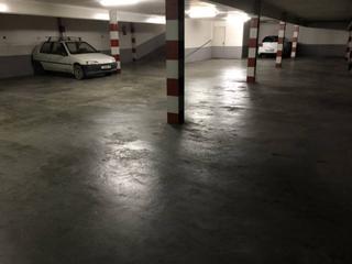 Lloguer Aparcament cotxe  Calle pintor marià andreu. Parking coche en alquiler