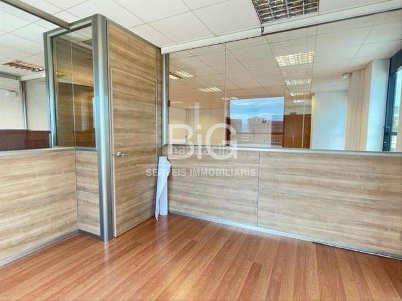 Foto 2a28579f-da77-4bcd-a465-236889a01a98. Rent office space with heating in Pla d'en Boet Mataró
