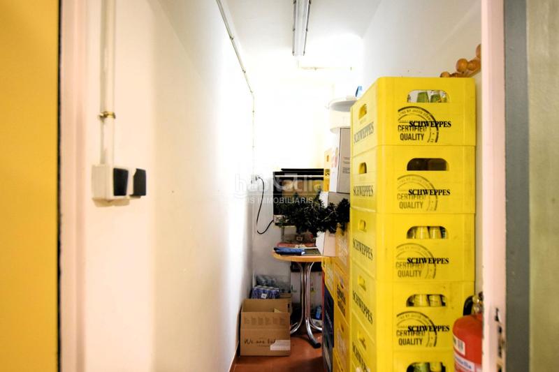 Foto 4d5191c0-bcfb-4229-adec-90a20a609431. Rent business premise in Centre Mataró