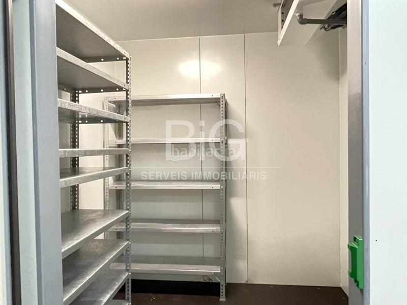 Foto 08896fb0-3168-4dd6-b956-1cf73843673b. Lloguer local comercial a calle rec 18 a Instituts Granollers