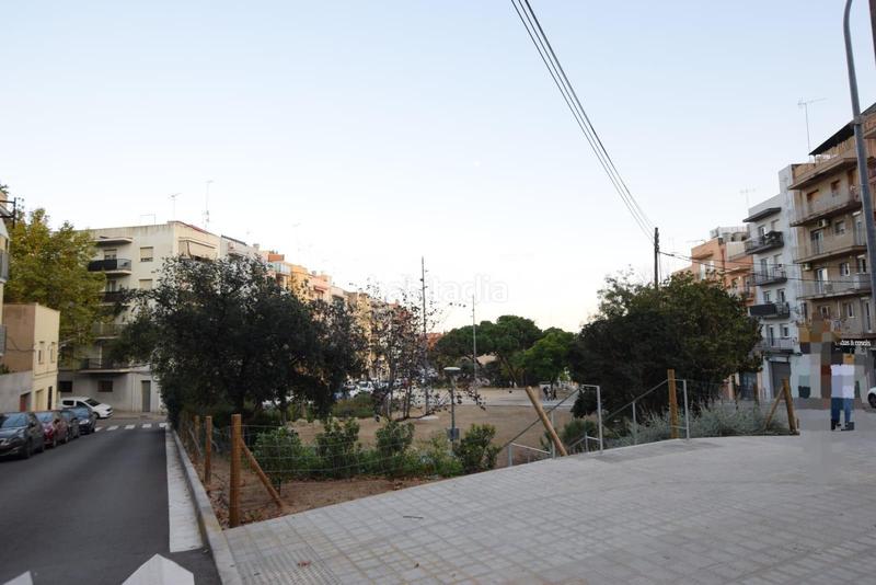 Foto f87cdafa-bbd2-4f85-afa9-435a54972438. Terreny residencial a La Llàntia Mataró
