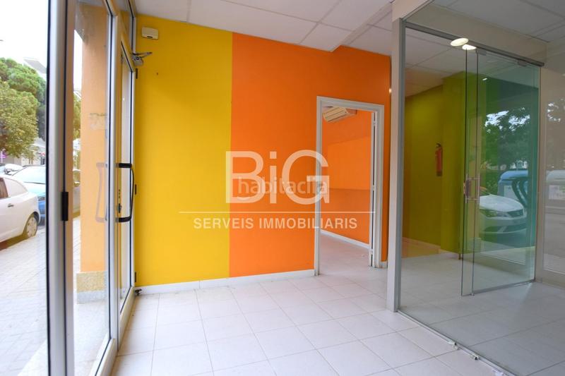 Foto bebcd785-5c18-476b-9449-6e4dd89d1f8a. Lloguer local comercial a Centre Mataró