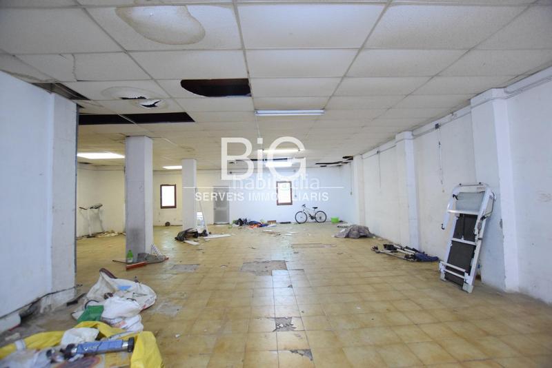 Foto a102bf9b-4717-4657-8ef1-959187ddbf1c. Locale commerciale in Rocafonda Mataró
