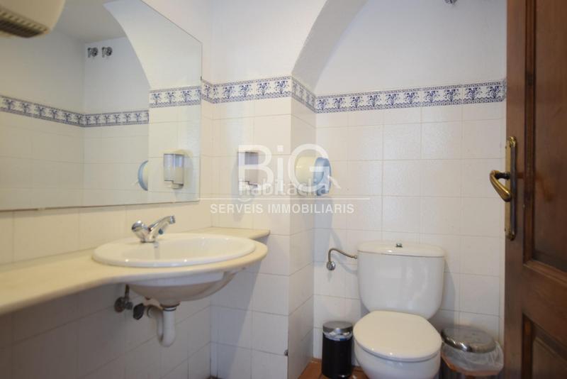 Foto 4cb07302-56f7-4a45-a5f4-d138af9b9197. Alquiler local comercial restaurante en funcionamiento en el centro histórico . en Mataró