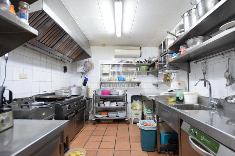 Foto 6a9db859-ec91-4a7e-b368-581649467d28. Alquiler local comercial restaurante en funcionamiento en el centro histórico . en Mataró