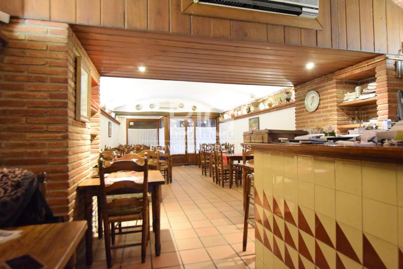 Foto b0f7162e-de90-4966-9bc4-eb5c8950325f. Alquiler local comercial restaurante en funcionamiento en el centro histórico . en Mataró