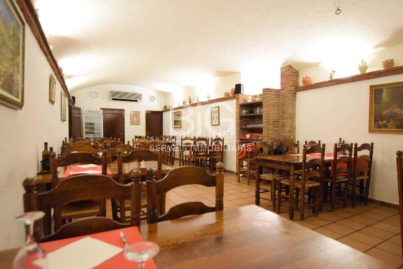 Foto ba502887-206e-4eaf-a81e-faf653ac4b90. Alquiler local comercial restaurante en funcionamiento en el centro histórico . en Mataró