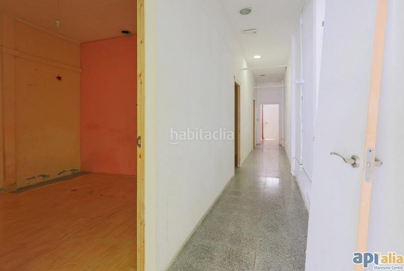 Foto 070e15ea-08e4-4e1c-9679-94a74584f81f. Local comercial  en pleno centro en Mataró