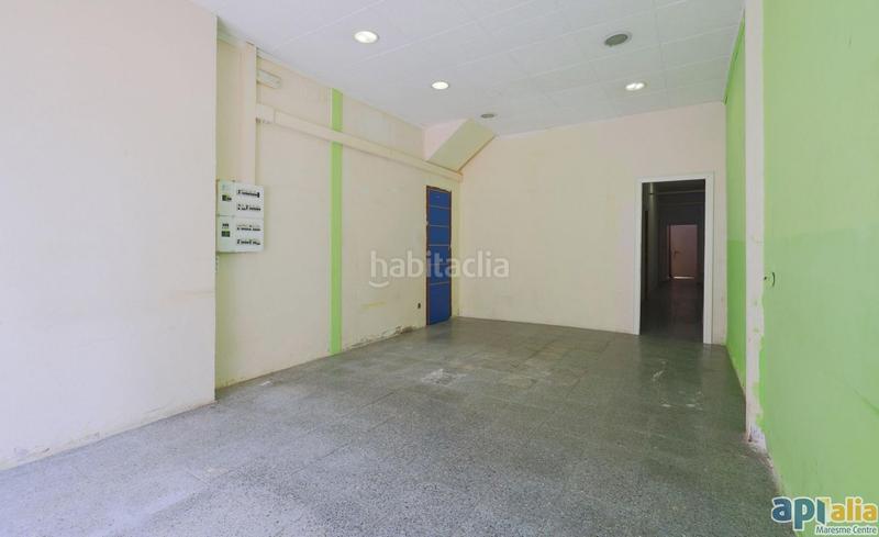 Foto 556a47a3-91f1-4429-9889-0cbc48eba927. Local comercial  en pleno centro en Mataró