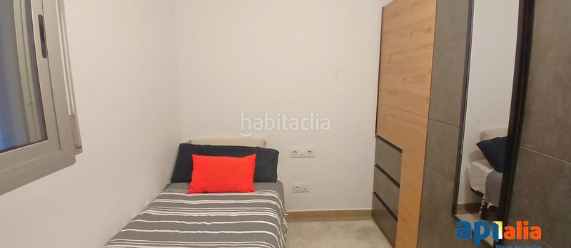 Foto 4c343bf5-191b-45e6-b677-3070ef3c272c. Piso inversión con alta rentabilidad en edificio moderno! zona esperança en Mataró