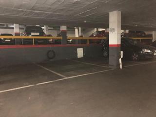 Miete Autoparkplatz in Havana. Garaje en alquiler en centre