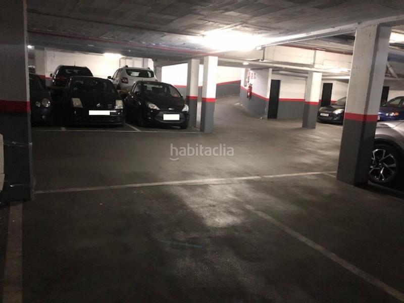 Foto c16ea6eb-1d97-4f2a-bb18-2ac61ee74e00. Alquiler parking coche garaje en alquiler en centre en Mataró