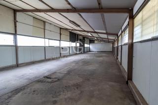 Lloguer Local Comercial a Urbanitzacions. Almacén en alquilier