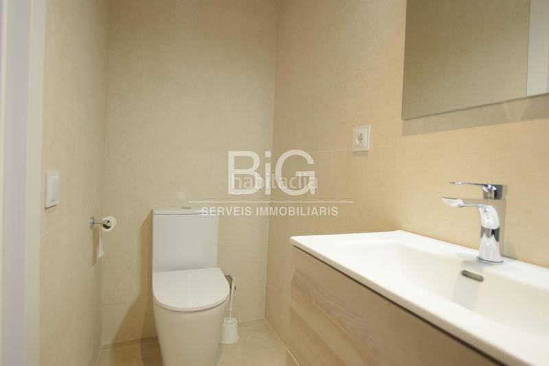 Foto 4031e787-b414-4e6f-b701-e3f67413c7a3. Alquiler ático exclusivo dúplex 3 hab más 2 terrazas de lujo y comodidad en Mataró