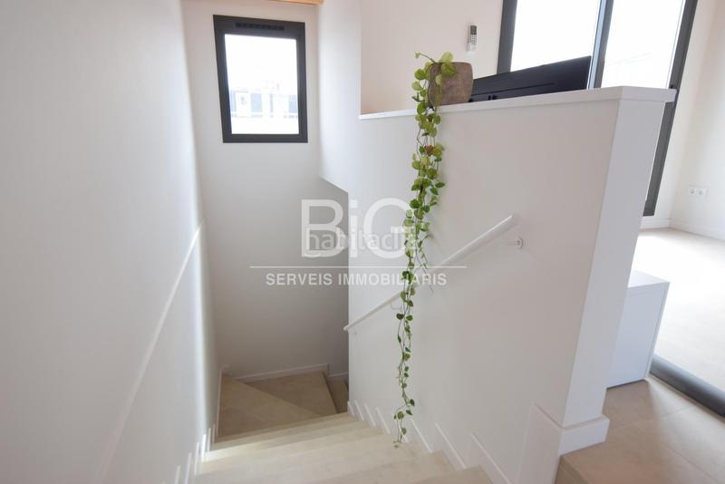 Foto 55d50f7e-d39f-410d-ae16-f20590f3f493. Alquiler ático exclusivo dúplex 3 hab más 2 terrazas de lujo y comodidad en Mataró