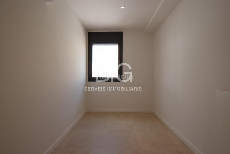 Foto efc65fbe-f6bc-4388-9d5b-c475fda9ab6f. Alquiler ático exclusivo dúplex 3 hab más 2 terrazas de lujo y comodidad en Mataró