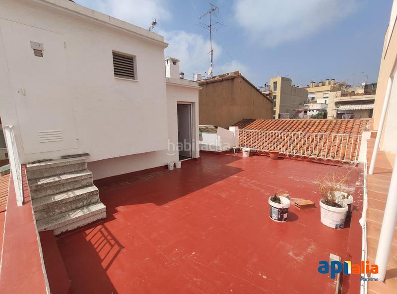 Foto c8918e97-4d78-454a-8624-49656d02a98e. Edificio dos edificios en ciera en Cirera Mataró