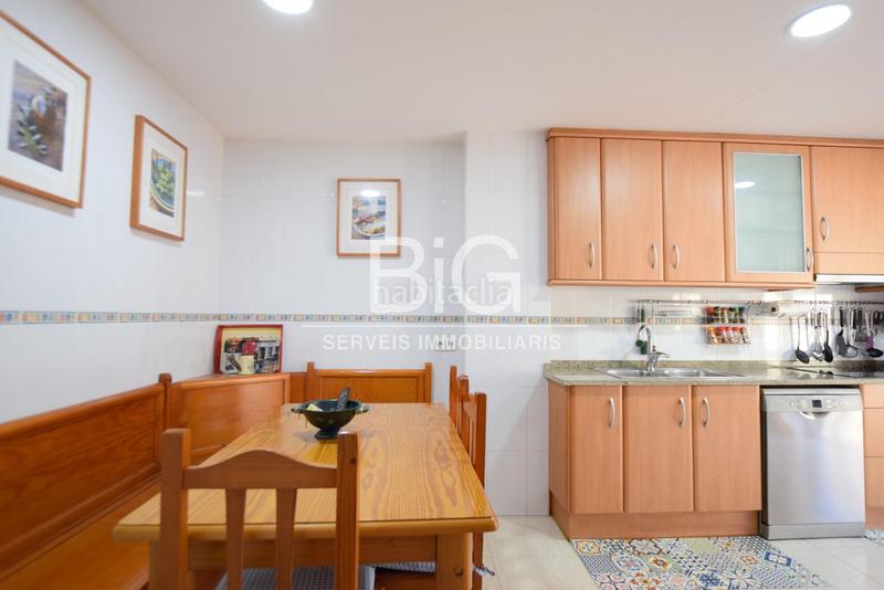 Foto 52d81516-29d3-40f5-b84f-f53fb0204b1c. Haus mit heizung parking in Nucli Urbà Argentona