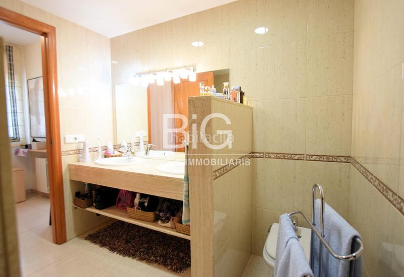 Foto 61100c1b-b6b6-4446-bcb9-e0073952756c. Haus mit heizung parking in Nucli Urbà Argentona