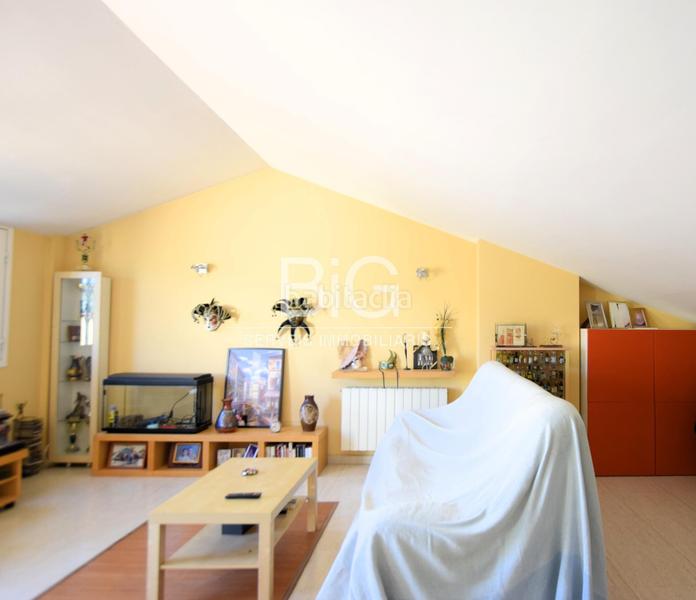 Foto 99c07c1a-2f2c-49cb-9308-62a775b53cec. Haus mit heizung parking in Nucli Urbà Argentona