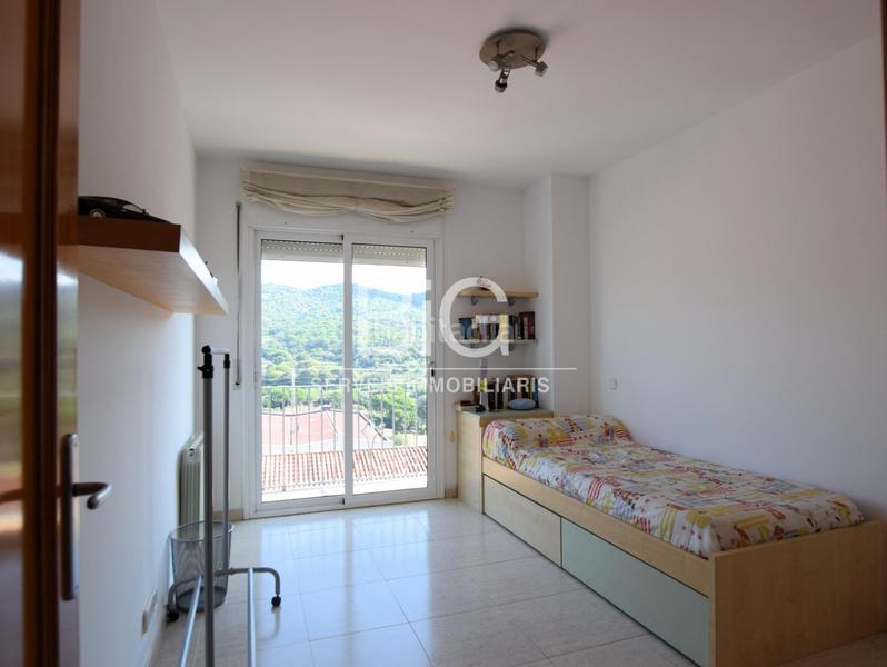 Foto d9e2d311-06af-433a-aaaa-df0427709630. Haus mit heizung parking in Nucli Urbà Argentona