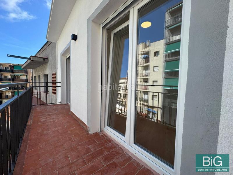 Foto 7c211db4-733e-4fdb-8d01-fdd4d3903116. Piso ático reformado a estrenar terraza privada 38m2 en Mataró