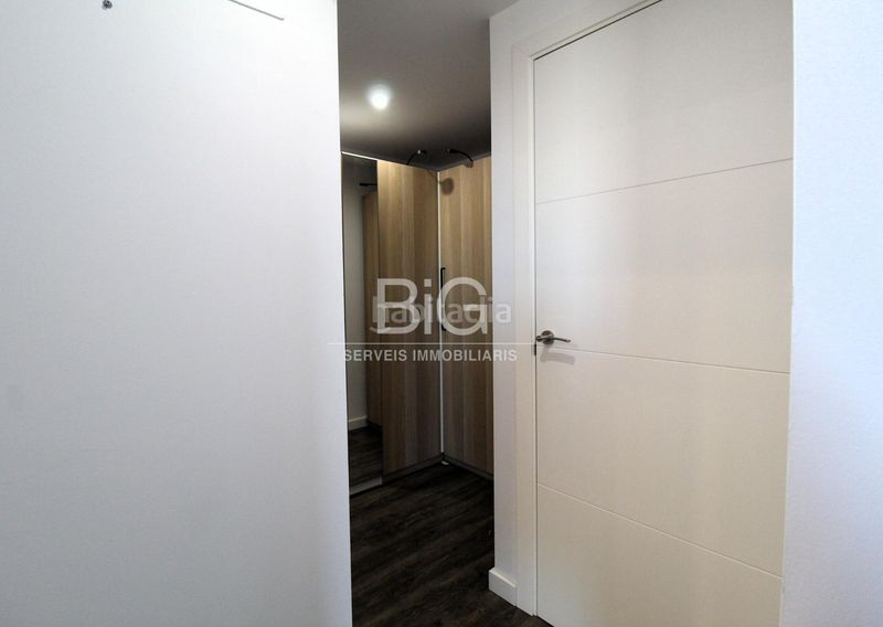 Foto 245dee53-4a7f-4c9d-ab9f-ed2d1e43230c. Casa amb aparcament piscina a Vallveric Mataró