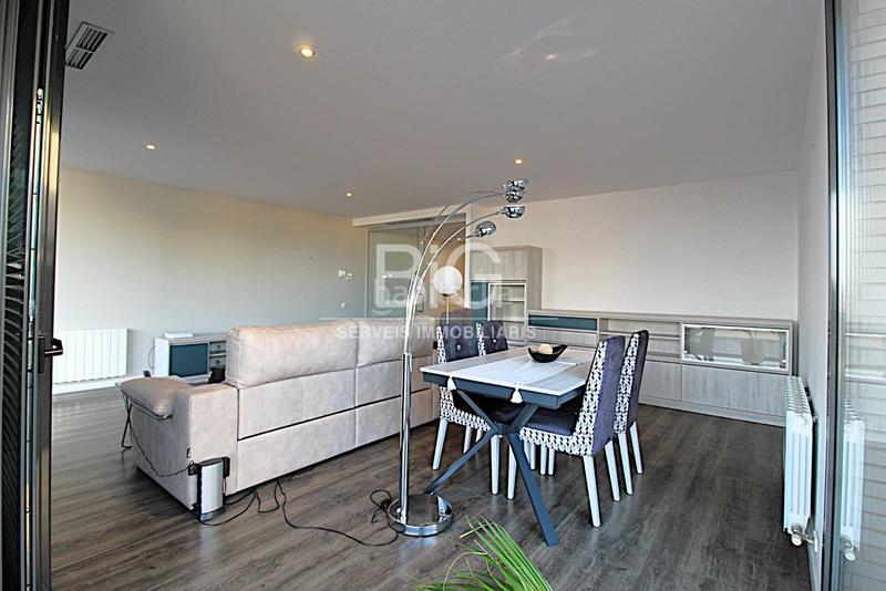 Foto 51b2b7d6-d0c4-4e9e-b752-f46e58875eae. Maison avec chauffage parking piscine dans Vallveric Mataró