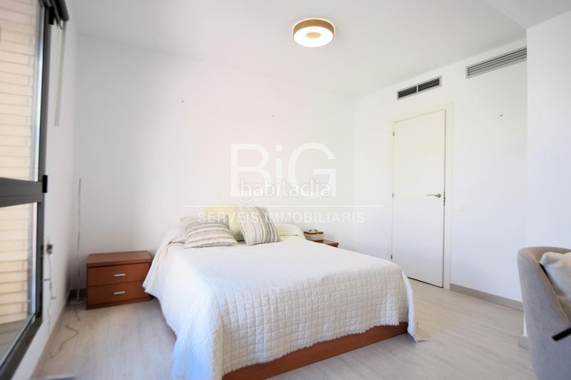 Foto f907e29e-b0ed-4b94-9ca8-3b2d8b527f11. Casa amb aparcament piscina a Vallveric Mataró