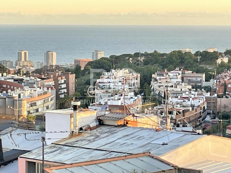 Foto f391ffe7-0984-44d3-8296-aceefee83bfc. Ático  de 3 habitaciones en la llántia en La Llàntia Mataró