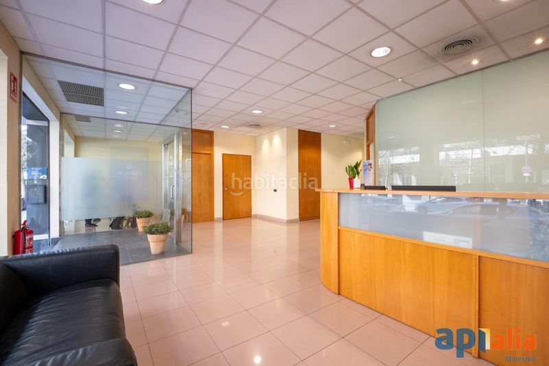 Foto 2522ee75-3a42-466e-904c-58bd29fff83b. Local comercial a Centre Mataró