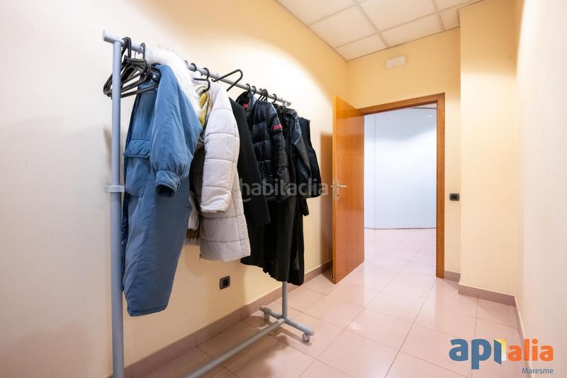 Foto 2c1c31a7-eb7d-4225-8d4f-a9a1a1c85771. Local comercial a Centre Mataró