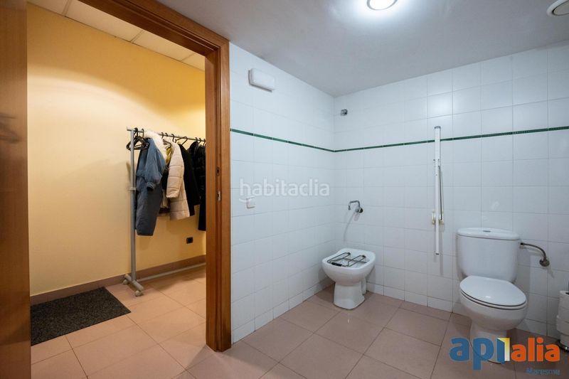 Foto 3797ea2a-3204-45bf-8e13-1fd9ef0866fa. Local comercial a Centre Mataró