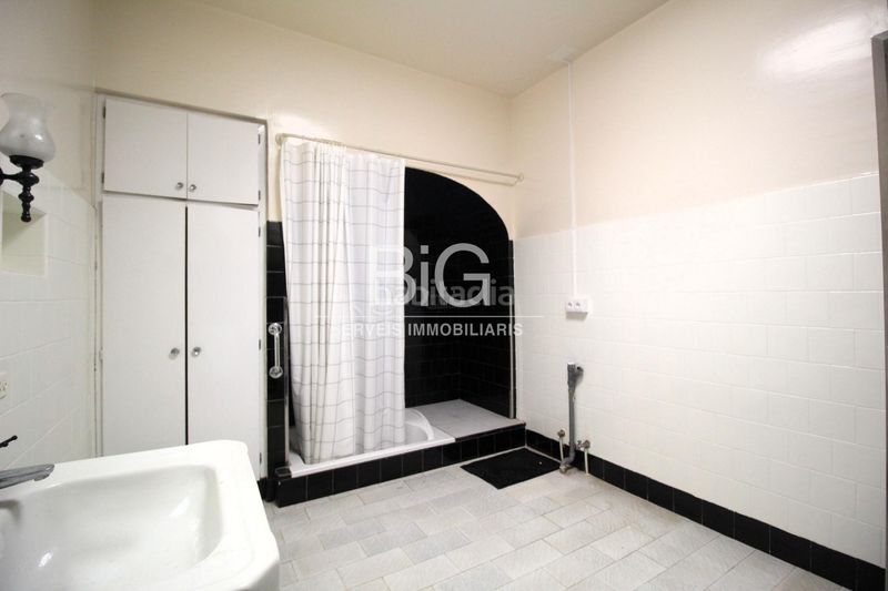 Foto 9c6f9e6f-0602-43c2-a77d-c02aa5b2f27c. Àtic a Centre Mataró