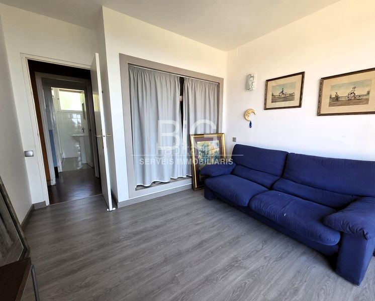 Foto 161221a6-a8ac-4c21-9611-3c61c39d80d0. Casa amb calefacció aparcament piscina a Via Europa - Parc Central Mataró